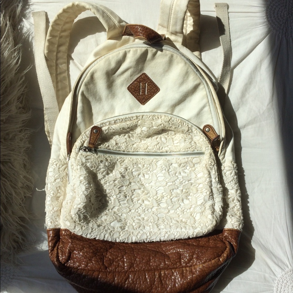 Aeropostale White/Cream Lace Backpack